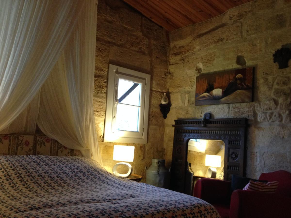 La Maison De Papassus Montpeyroux (Dordogne) Room photo